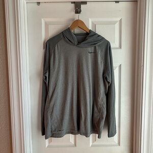 Nike Dri-FIT Striped Sweatshirt